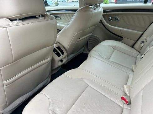 Used 2014 Ford Taurus Limited FWD image 13