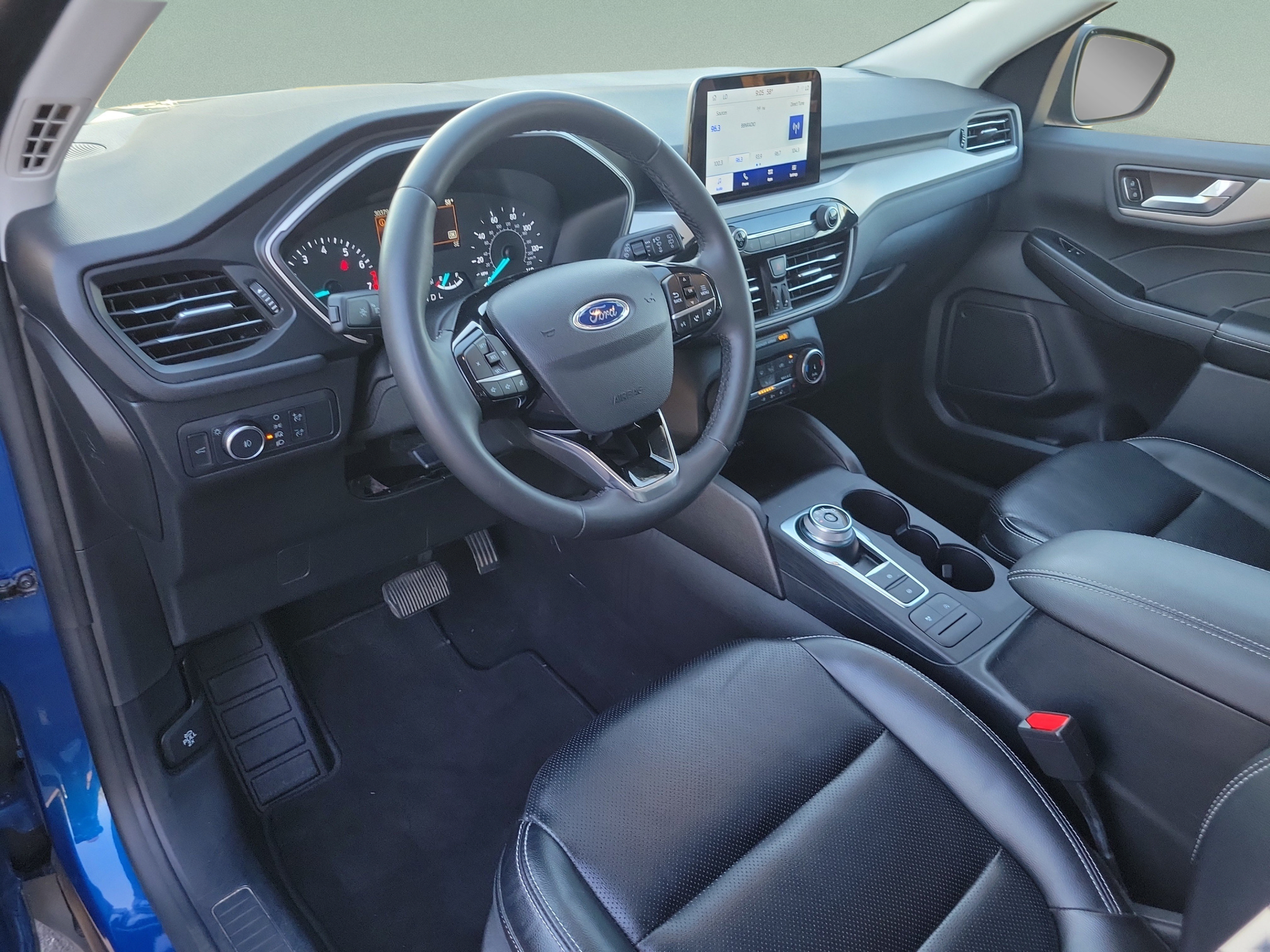Used 2022 Ford Escape SEL AWD/4WD image 16