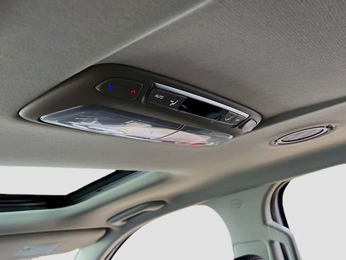 New 2025 Kia Telluride S image 28