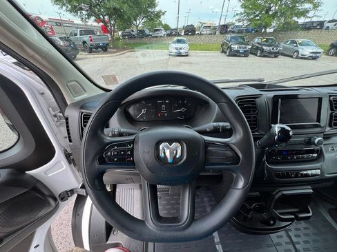 Used 2024 RAM ProMaster 2500 FWD image 35