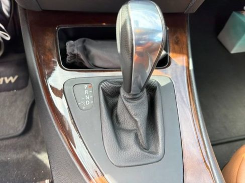Used 2011 BMW 328i Convertible RWD image 6