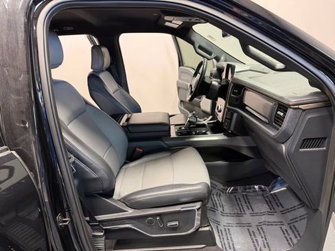 Used 2023 Ford F150 Lightning Lariat image 18