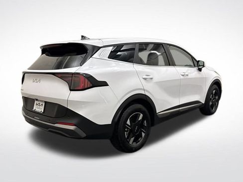 Used 2026 Kia Sportage LX FWD image 5
