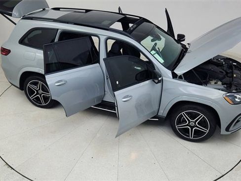 Used 2025 Mercedes-Benz GLS 450 GLS 450 image 90