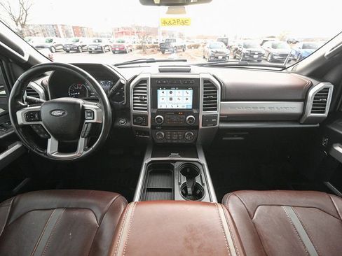 Used 2017 Ford F250 Platinum w/ Platinum Ultimate Package image 30