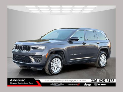 New 2026 Jeep Grand Cherokee Laredo X AWD/4WD image 1