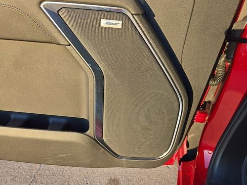 Used 2024 GMC Sierra 2500 SLT w/ SLT Premium Package image 28