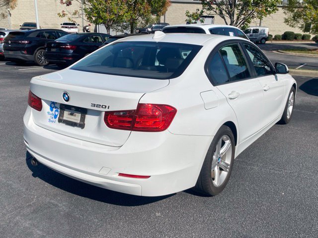 Used 2014 BMW 320i Sedan RWD image 11