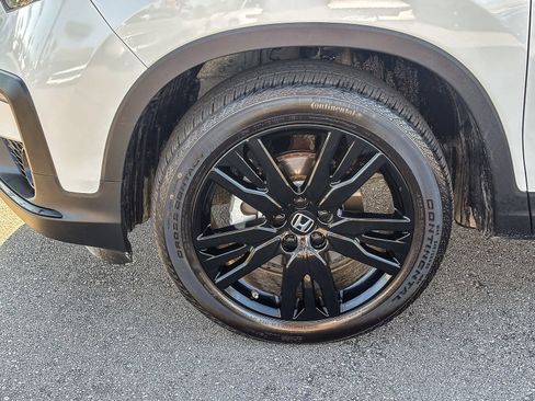 Certified 2022 Honda Pilot Black Edition image 11