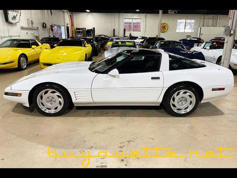 Used 1991 Chevrolet Corvette ZR1 image 6