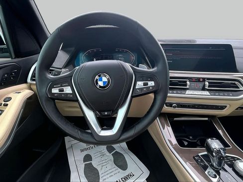 Used 2022 BMW X5 sDrive40i w/ Luxury Seating Package RWD image 6