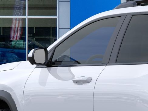 New 2027 Chevrolet Equinox ACTIV w/ Safety and Technology Package AWD/4WD image 12