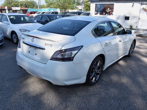 Used 2014 Nissan Maxima 3.5 SV w/ Sport Package FWD image 6