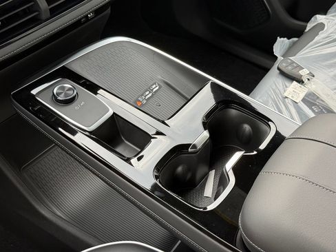 New 2027 Buick Enclave Preferred w/ Power Package FWD image 29