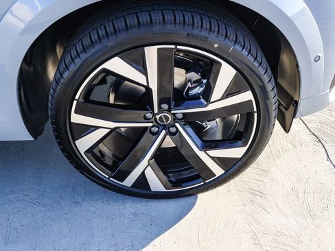 New 2026 Volvo XC60 T8 Ultra w/ Climate Package image 15