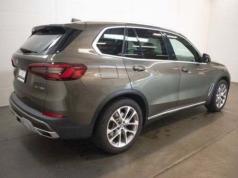 Used 2022 BMW X5 xDrive40i w/ Premium Package AWD/4WD image 4