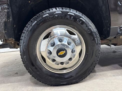 Used 2018 Chevrolet Silverado 3500 LTZ w/ Duramax Plus Package image 37