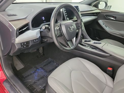 Used 2022 Toyota Avalon XLE w/ Moonroof Package FWD image 15