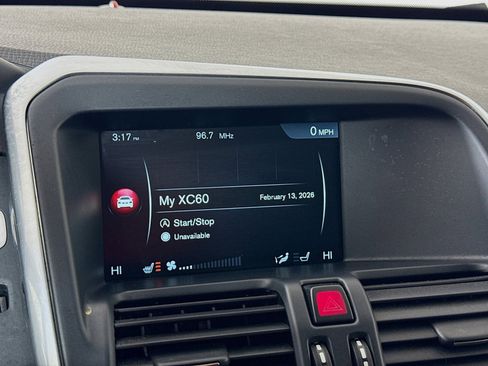 Used 2016 Volvo XC60 T6 image 16