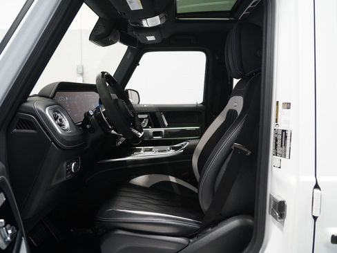 Certified 2025 Mercedes-Benz G 63 AMG 4MATIC image 12