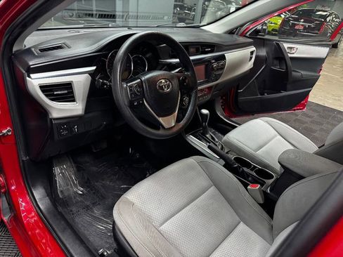 Used 2016 Toyota Corolla LE image 36