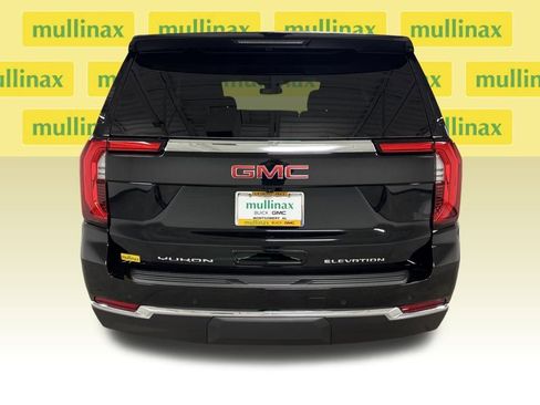 New 2026 GMC Yukon Elevation RWD image 17
