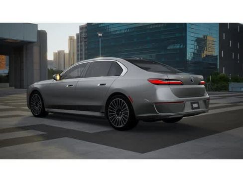 New 2026 BMW i7 eDrive50 w/ Executive Package image 2