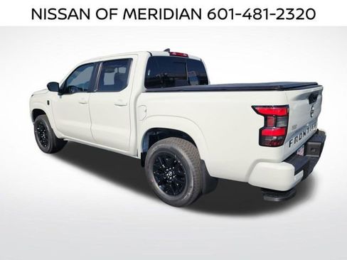 New 2026 Nissan Frontier SV w/ Tow Package AWD/4WD image 3