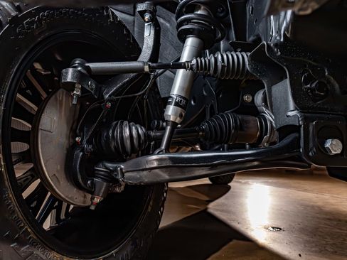 Used 2025 GMC Sierra 1500 AT4 w/ Technology Package image 13