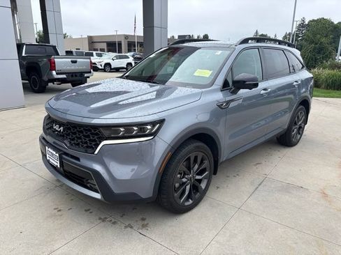 Used 2023 Kia Sorento SX Prestige AWD/4WD image 3