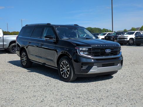 Used 2025 Ford Expedition Max Platinum AWD/4WD image 2