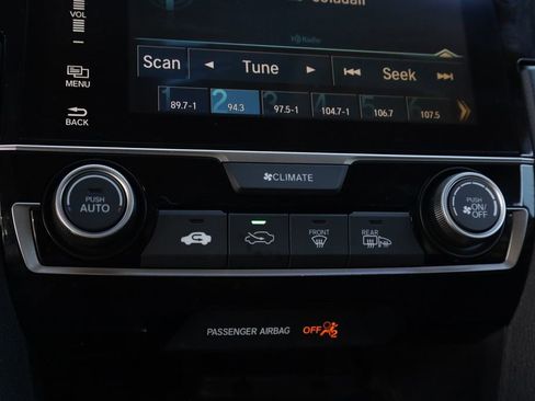 Used 2018 Honda Civic EX image 8