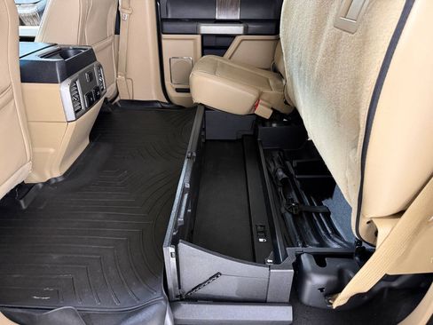 Used 2017 Ford F350 Lariat AWD/4WD image 45