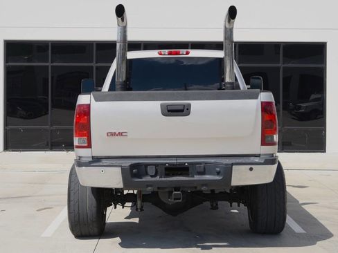 Used 2009 GMC Sierra 2500 SLT w/ SLT Convenience Package image 7