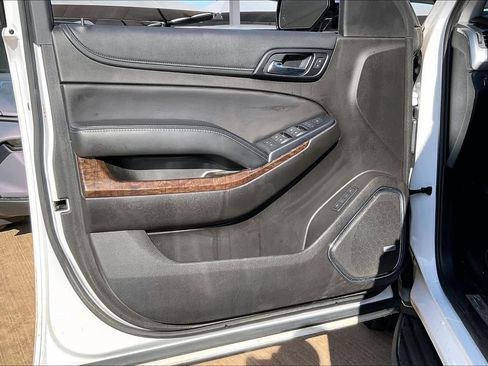 Used 2017 Chevrolet Tahoe LT w/ Luxury Package image 22