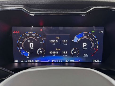 Used 2025 Chevrolet Colorado Z71 image 15