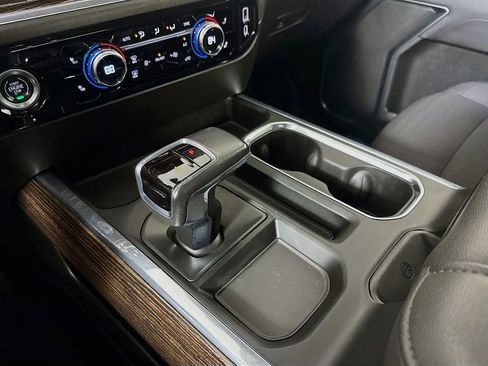 Used 2022 GMC Sierra 1500 Elevation image 16