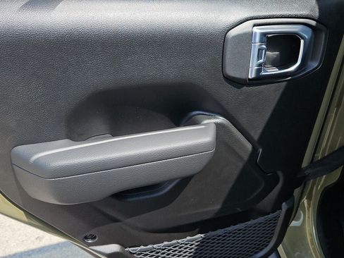 New 2026 Jeep Wrangler Unlimited Sport AWD/4WD image 17