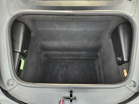 Used 2018 Porsche 718 Boxster image 32