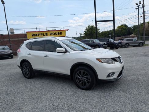 Used 2015 Nissan Rogue SL FWD image 3