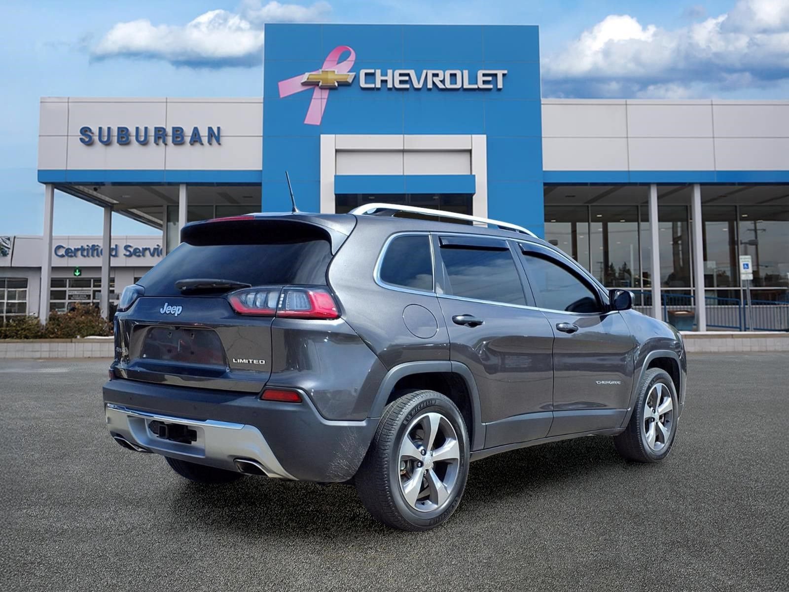 Used 2019 Jeep Cherokee Limited AWD/4WD image 5