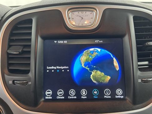 Used 2023 Chrysler 300 Touring L w/ Popular Equipment Group image 17