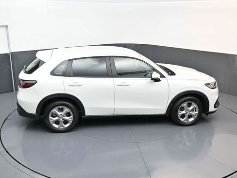 Used 2024 Honda HR-V LX image 14