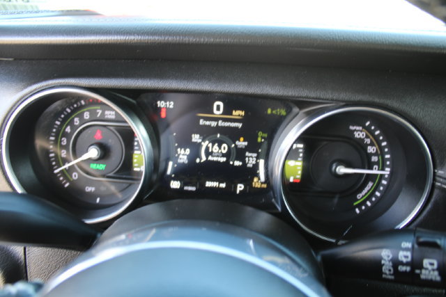 Used 2023 Jeep Wrangler Unlimited Sahara w/ Cold Weather Group AWD/4WD image 20