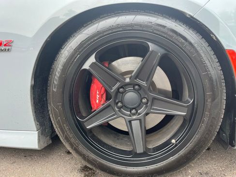Certified 2022 Dodge Charger Scat Pack w/ Plus Group RWD image 6