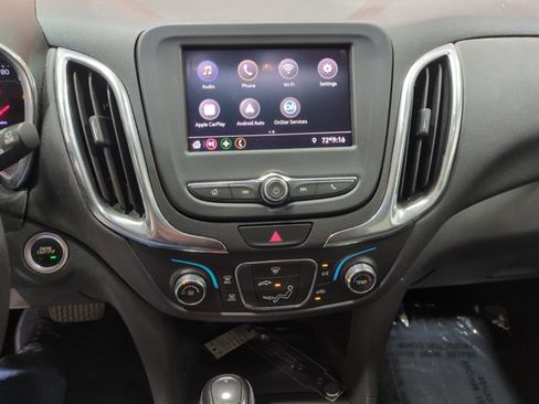 Used 2020 Chevrolet Equinox LT FWD image 21