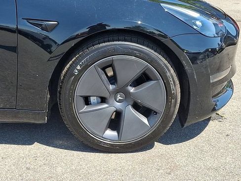 Used 2023 Tesla Model 3 Standard Range RWD image 8