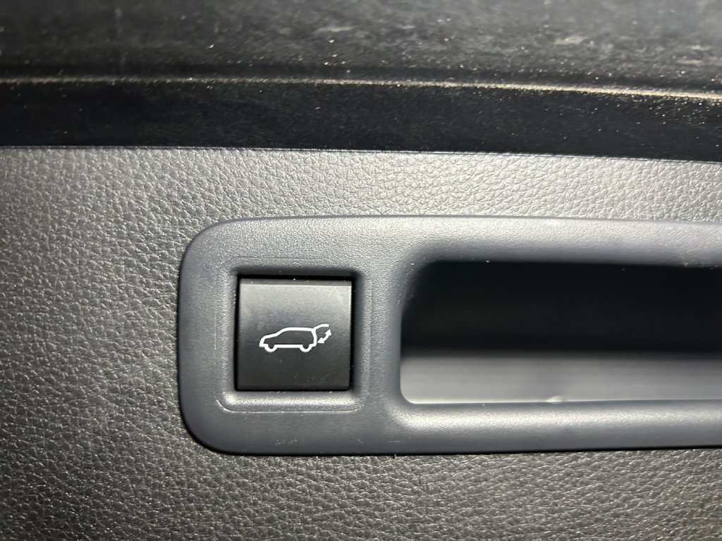 Used 2026 Toyota Highlander XLE AWD/4WD image 23