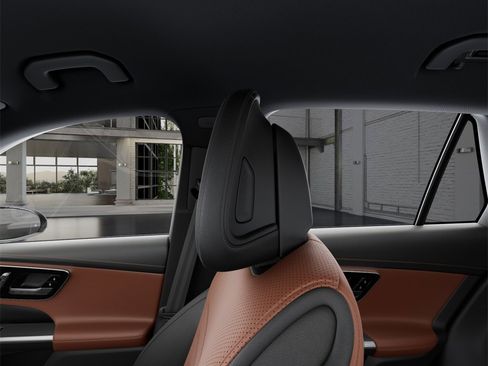 New 2025 Mercedes-Benz GLC 300 image 45