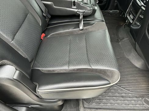 Used 2020 RAM 1500 Laramie w/ Sport Appearance Package image 17